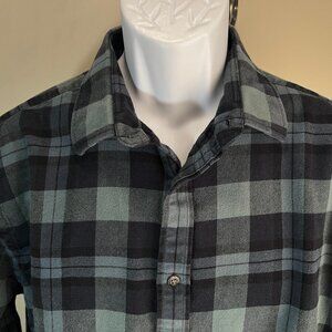 UNTUCKit Men's green and dark blue plaid long sleeve Flannel XL EUC